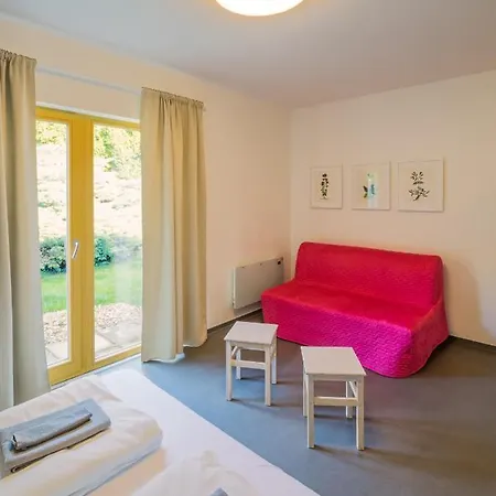 Vandrarhem Zahrada *