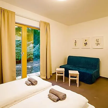 Hostal Zahrada